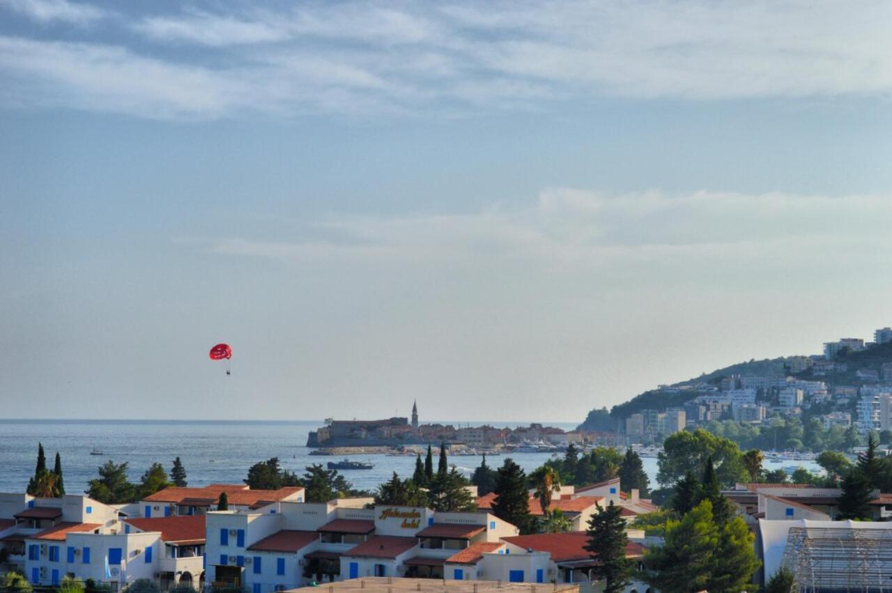 Stanisic N&mg * Budva